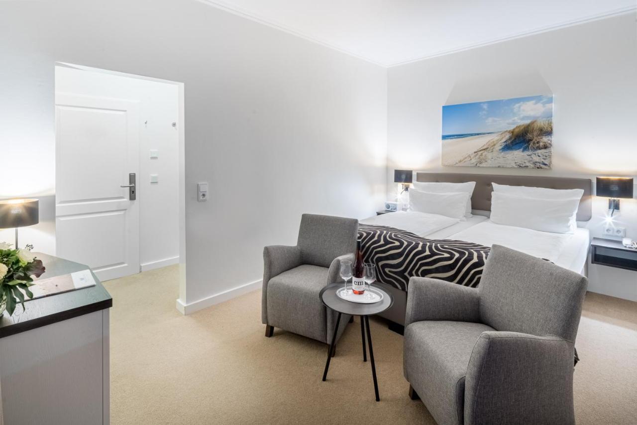 Hotel Bellevue Тимендорфер Странд Екстериор снимка